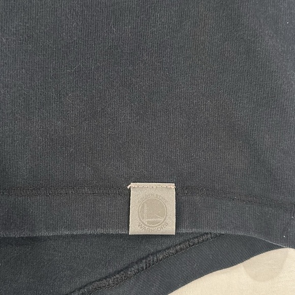 Nike NBA Golden State Warriors Short Sleeve Hooded T tee Shirt 876760-010 XS EUC - Picture 3 of 7